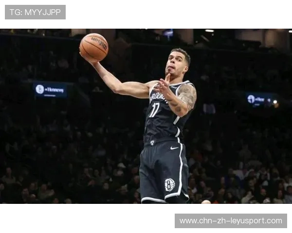 小波特篮下制造精彩上篮，篮网上半场定调